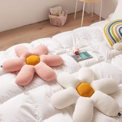 Hooux Daisy Flower Decorative Cute Cushion Pillow