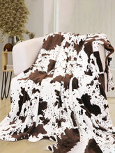 Hooux Cow Print Blanket Soft Fleece Flannel Cozy Cow Blankets Warm Plush Lightweight Throw Blanket for Sofa Bed Cow Blankets