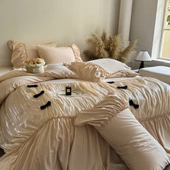 Hooux Vintage French Large Ruffles Black Bow Princess Bedding Set Duvet Cover Set Flat/Fitted Bed Sheet Pillowcases Pillowcases 4Pcs