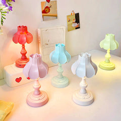 Hooux Pastel Lotus Table Lamp