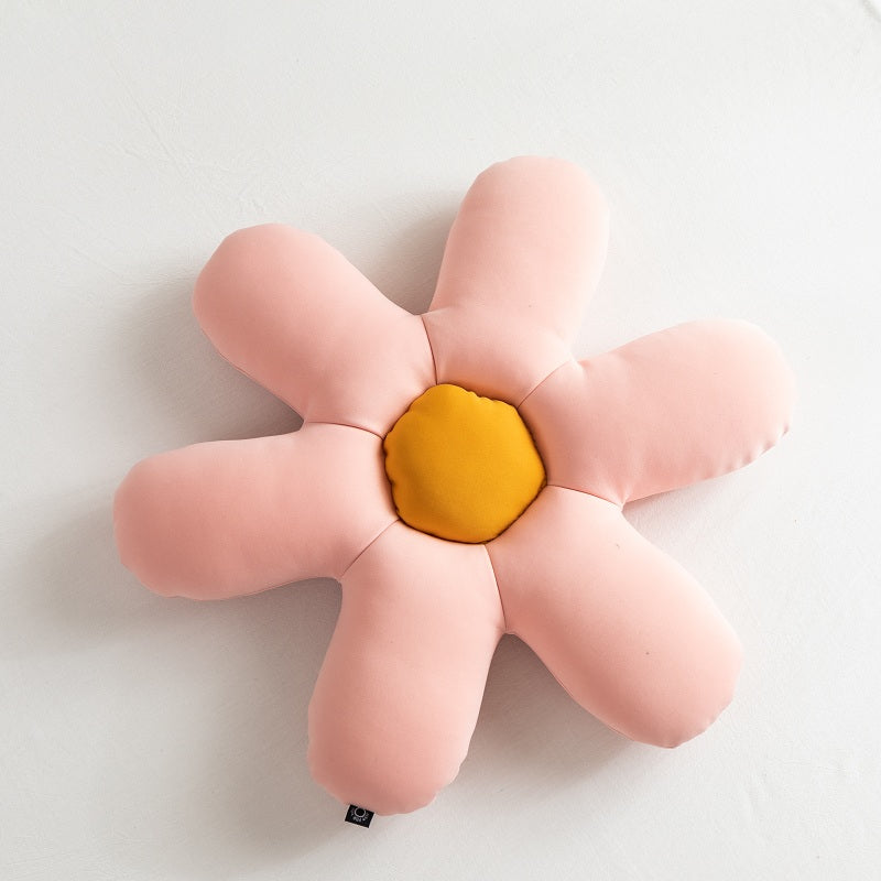 Hooux Daisy Flower Decorative Cute Cushion Pillow