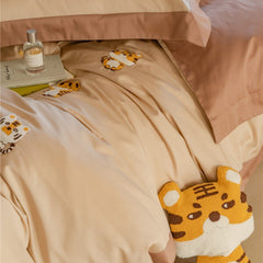 Hooux Cute Cartoon Tiger Towel Embroidered Cotton Four-Piece Set 100 Long-Staple Cotton Quilt Cover Bed Sheet Fitted Sheet Bedding Set