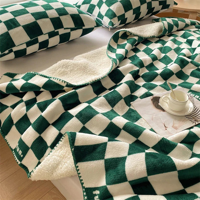 Hooux Vintage Checkerboard Blanket Lamb Fleece Blanket Autumn and Winter Warm Fleece Blanket Nordic Sofa Nap Blanket
