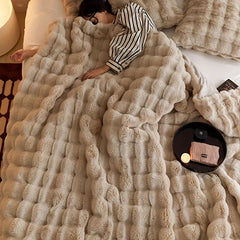 Hooux Tuscan Imitation Fur Soft Plush Blanket for Cozy Comfort at Home on the Go Perfect Gift for Any Occasion Winter Warm Blanket