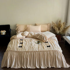 Hooux Vintage French Large Ruffles Black Bow Princess Bedding Set Duvet Cover Set Flat/Fitted Bed Sheet Pillowcases Pillowcases 4Pcs